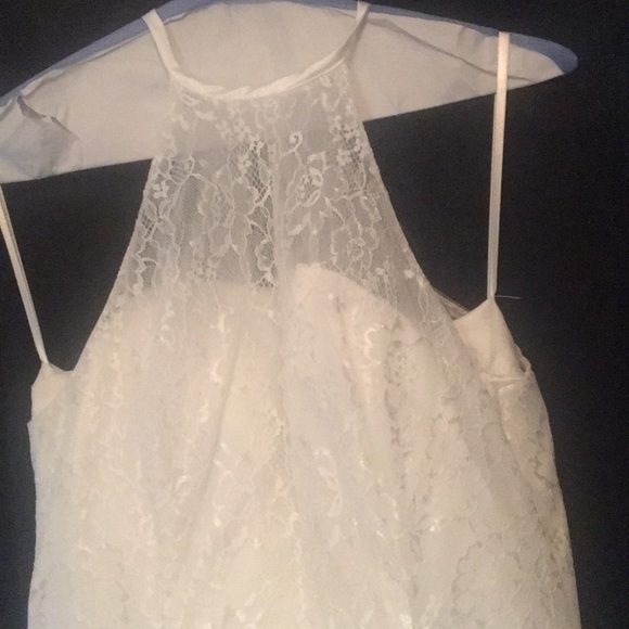 Wedding dress - Picture 3 of 3